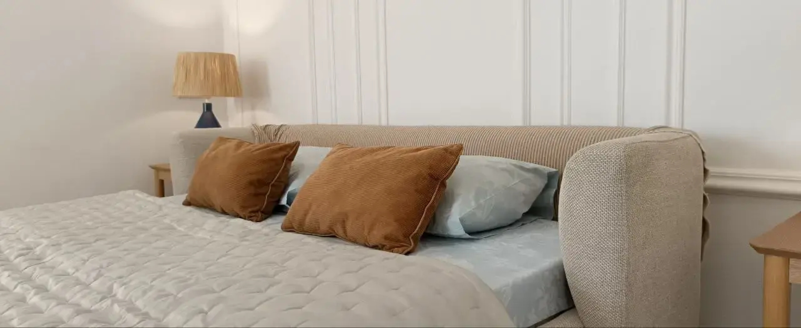 Апартаменты у Мирожского монастыря