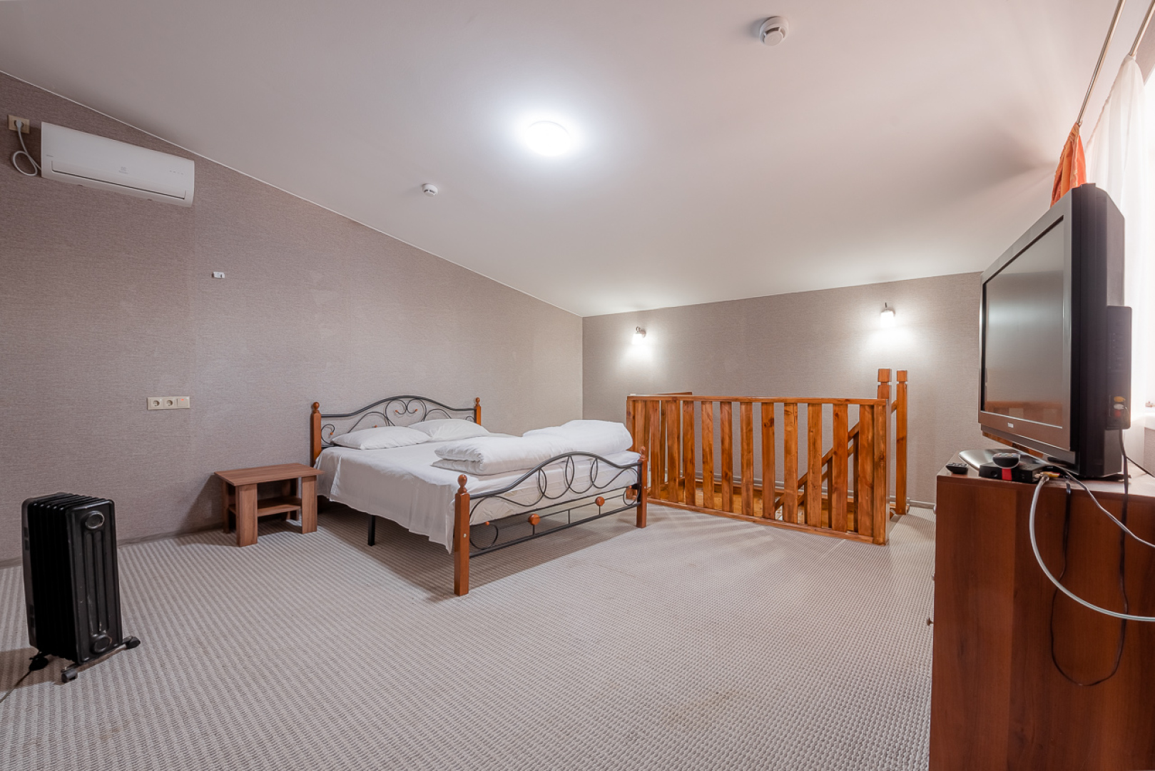 Гостиница Надежда