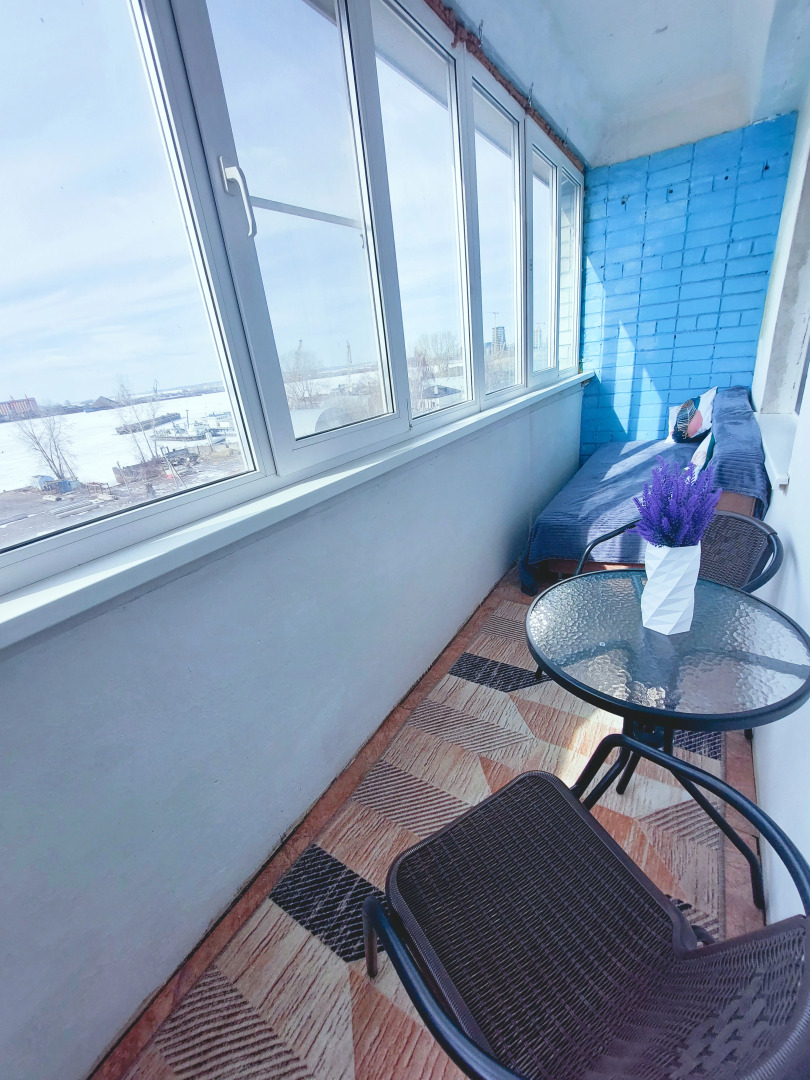 Квартира У Волги