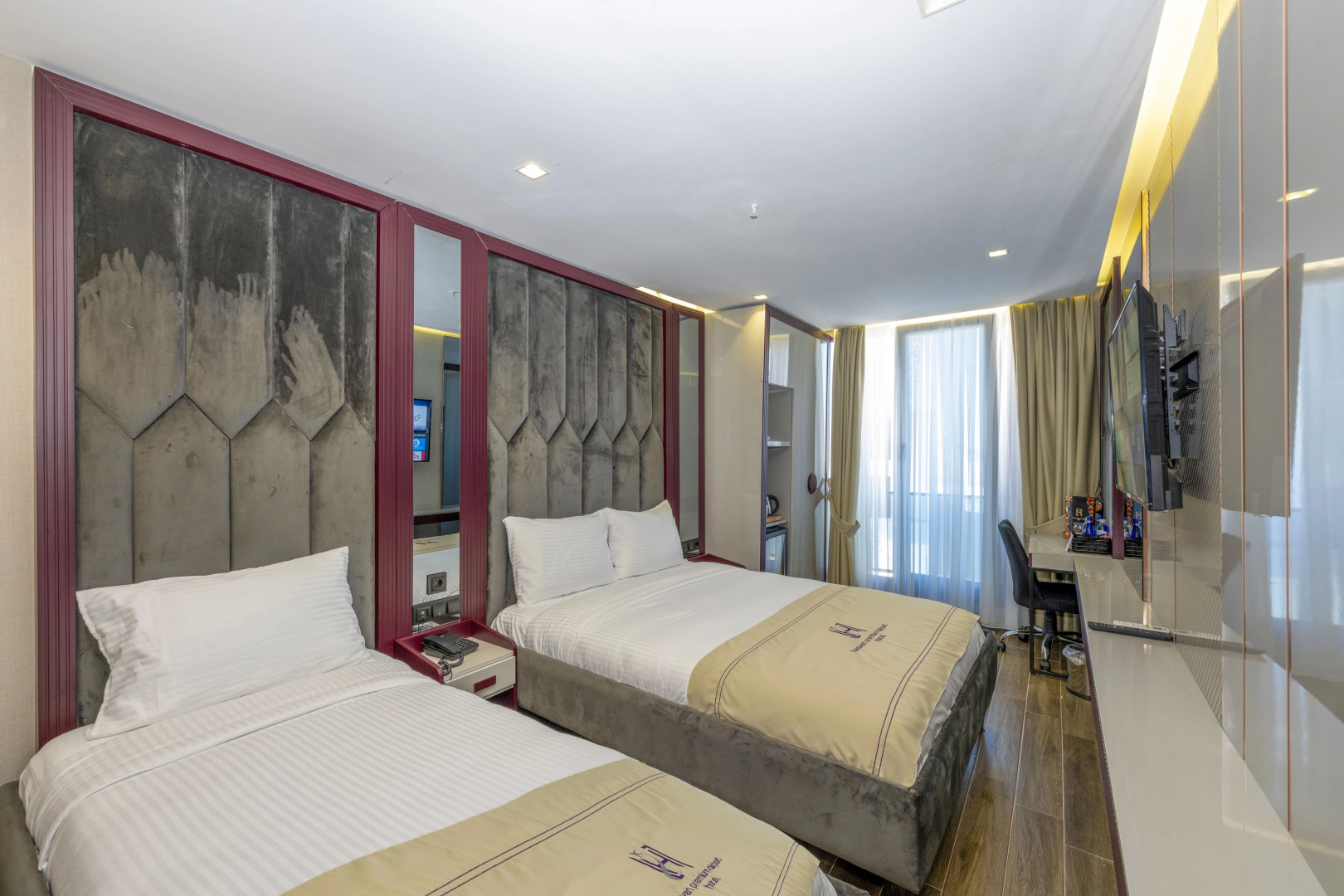 Отель Heaven Premium Airport