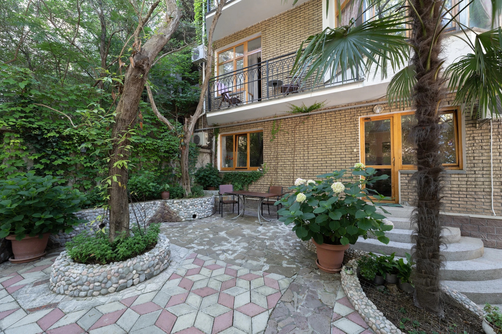 Меблированные комнаты Чайка