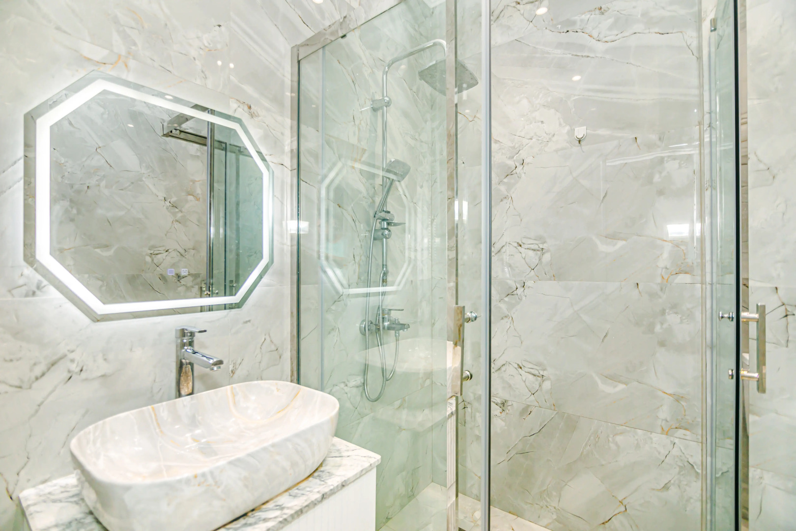 Апартаменты Luxury Apartment Sahil Residence