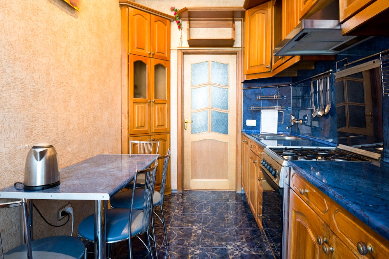 Апартаменты на Площади Победы