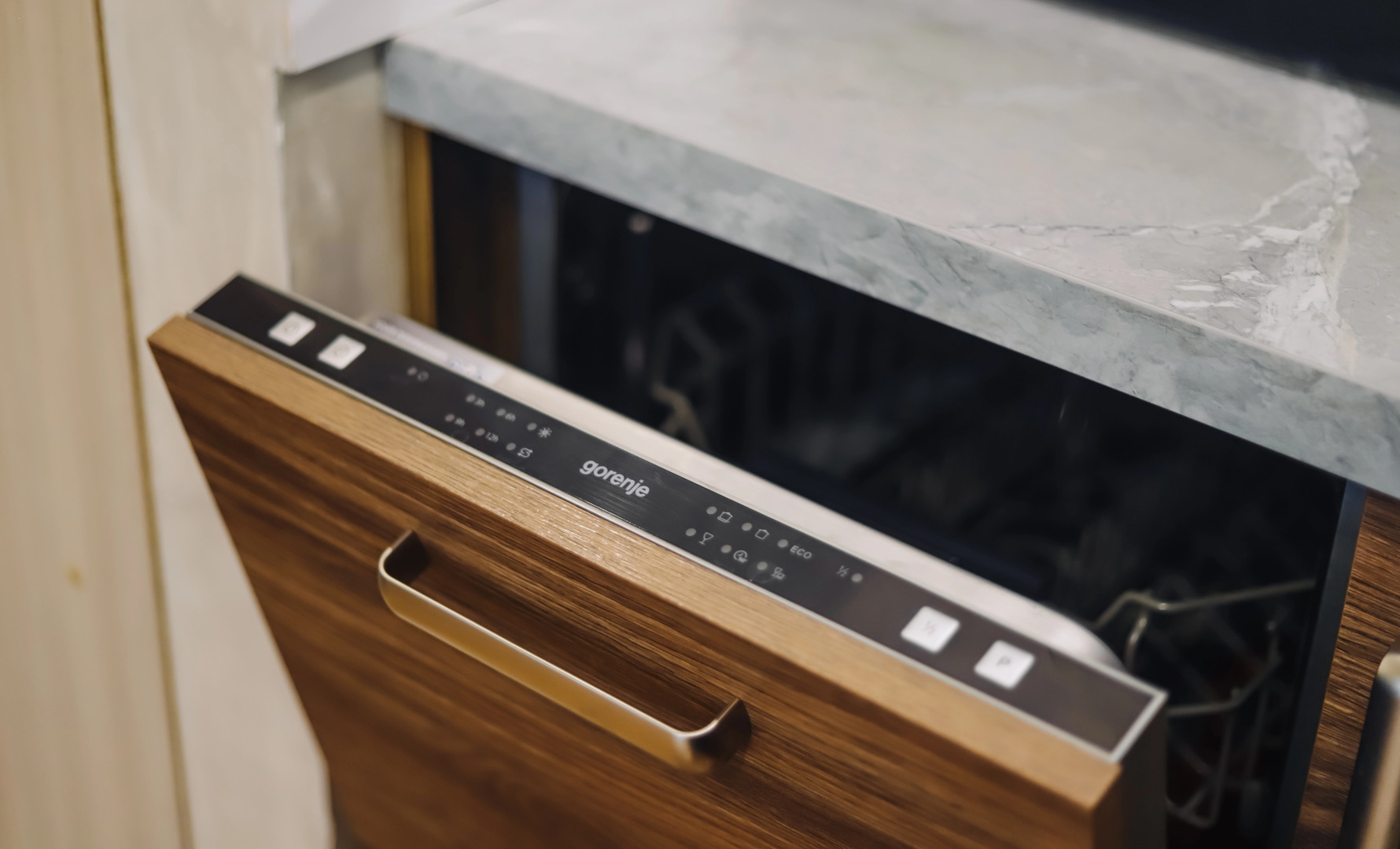 Апартаменты Lalapart Aspen Wood четрырехместная студия у метро Дмитровская