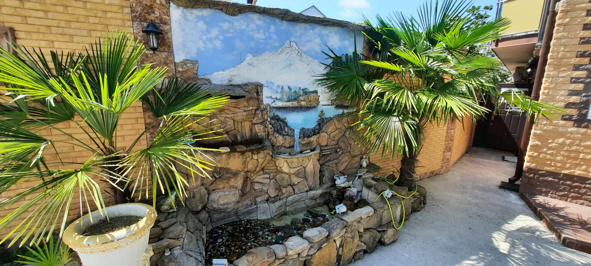 Гостевой дом Солнечный Лоо