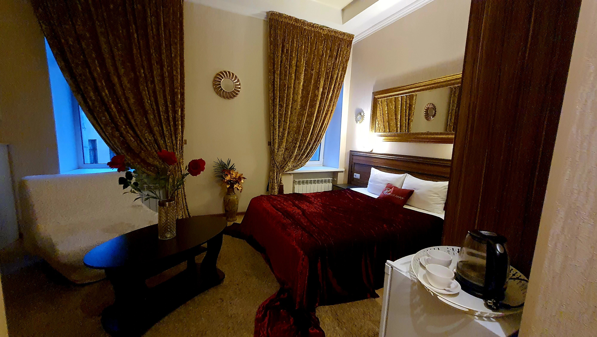 Мини-отель «Счастье» на Рубинштейна, 26