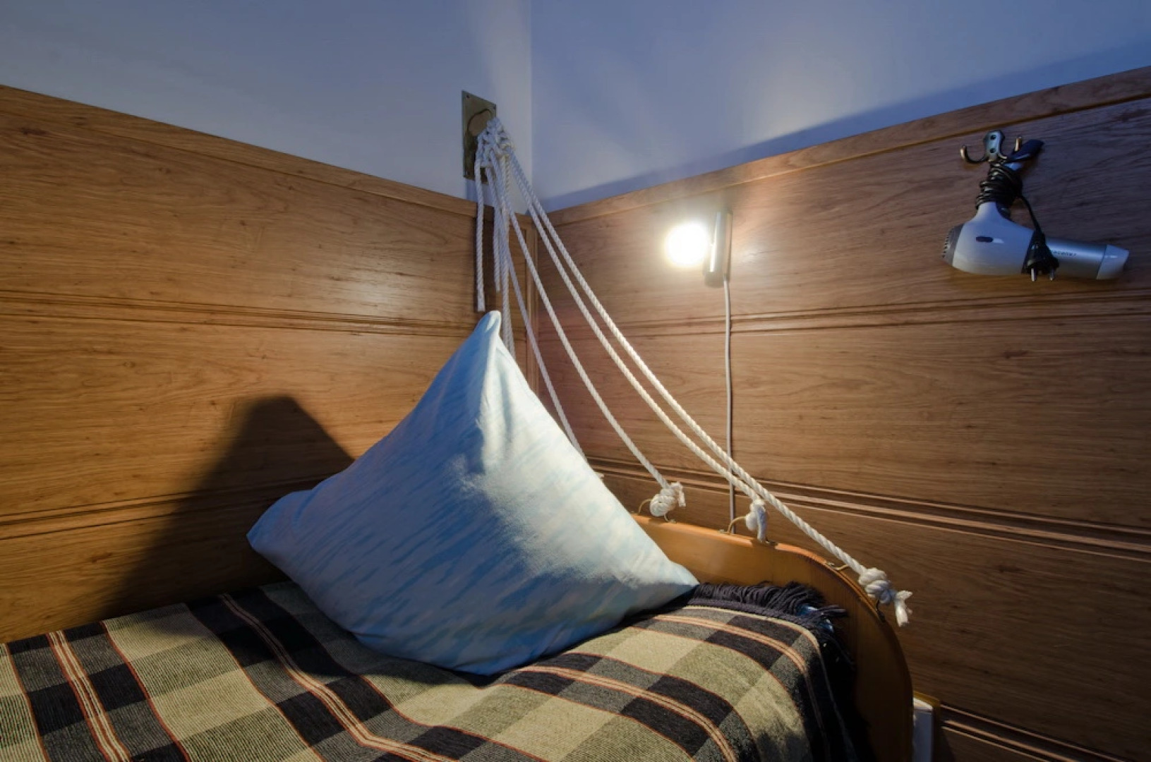 Отель Аврора