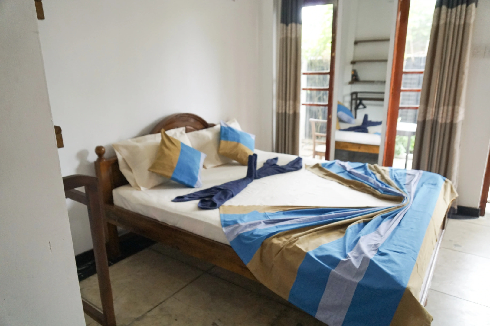 Отель Palms Friendly House