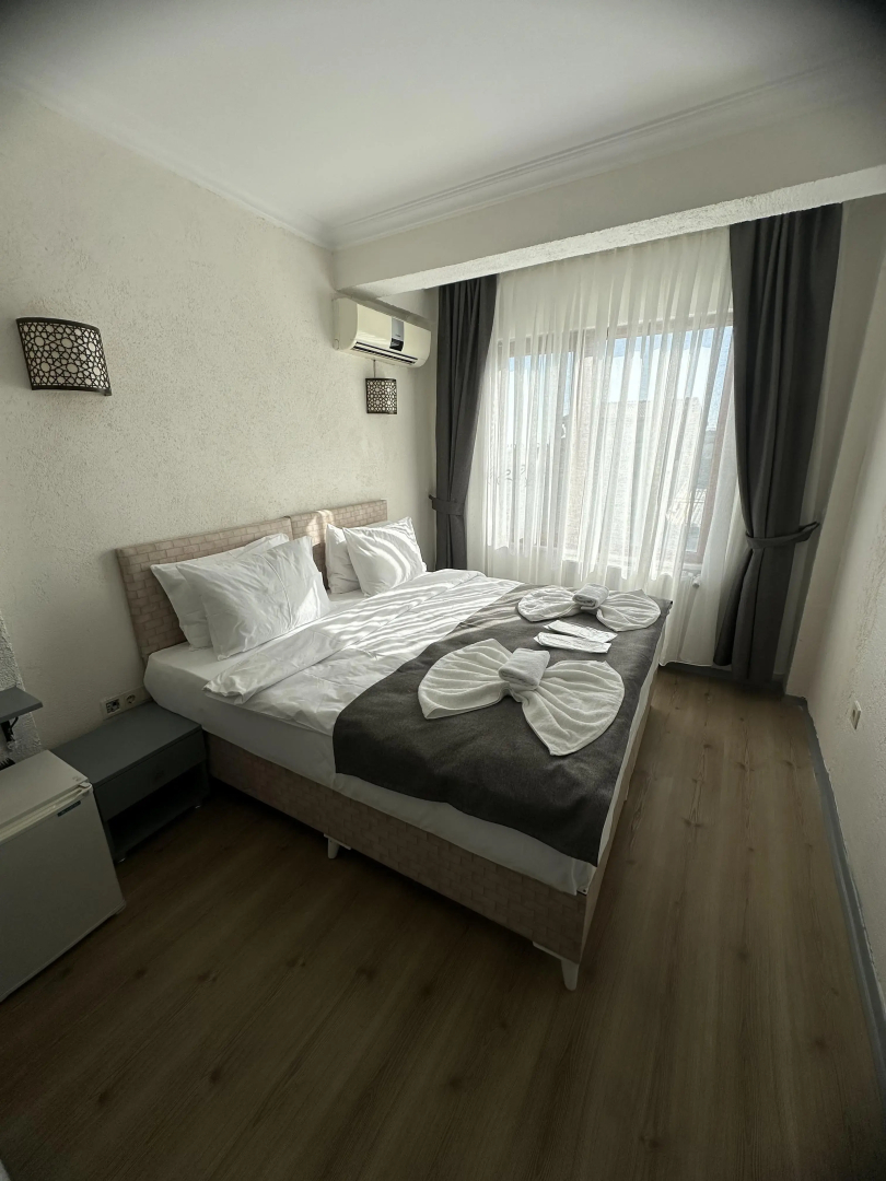 Big Orange Hotel