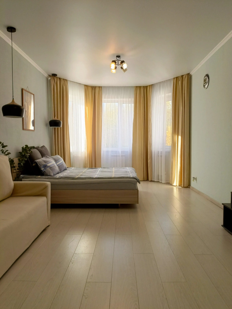 Квартира Просторная в самом удобном районе без суеты