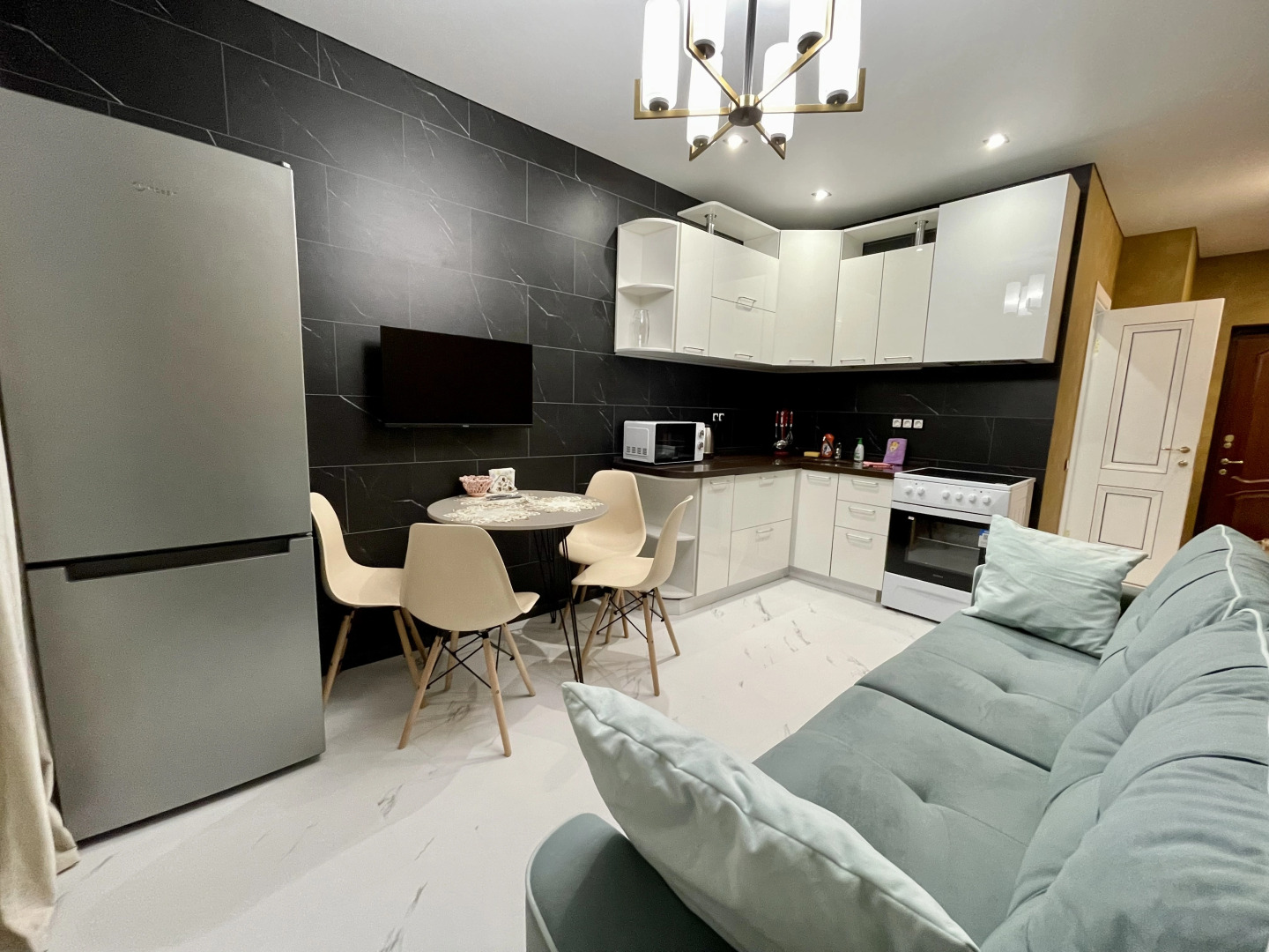 Апартаменты На Верхней Набережной