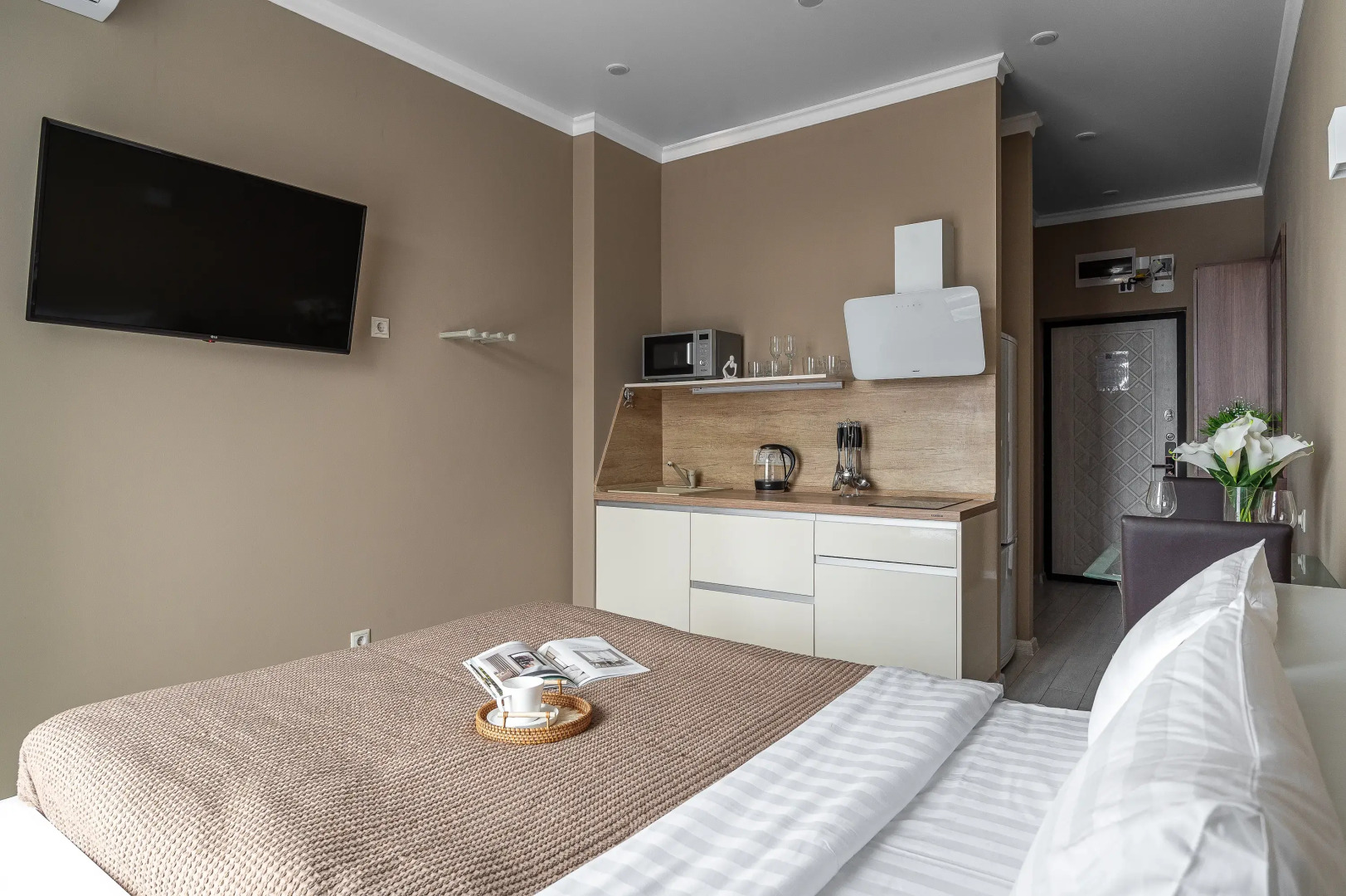 Апартаменты Red Apartments Арт Лайт Розен