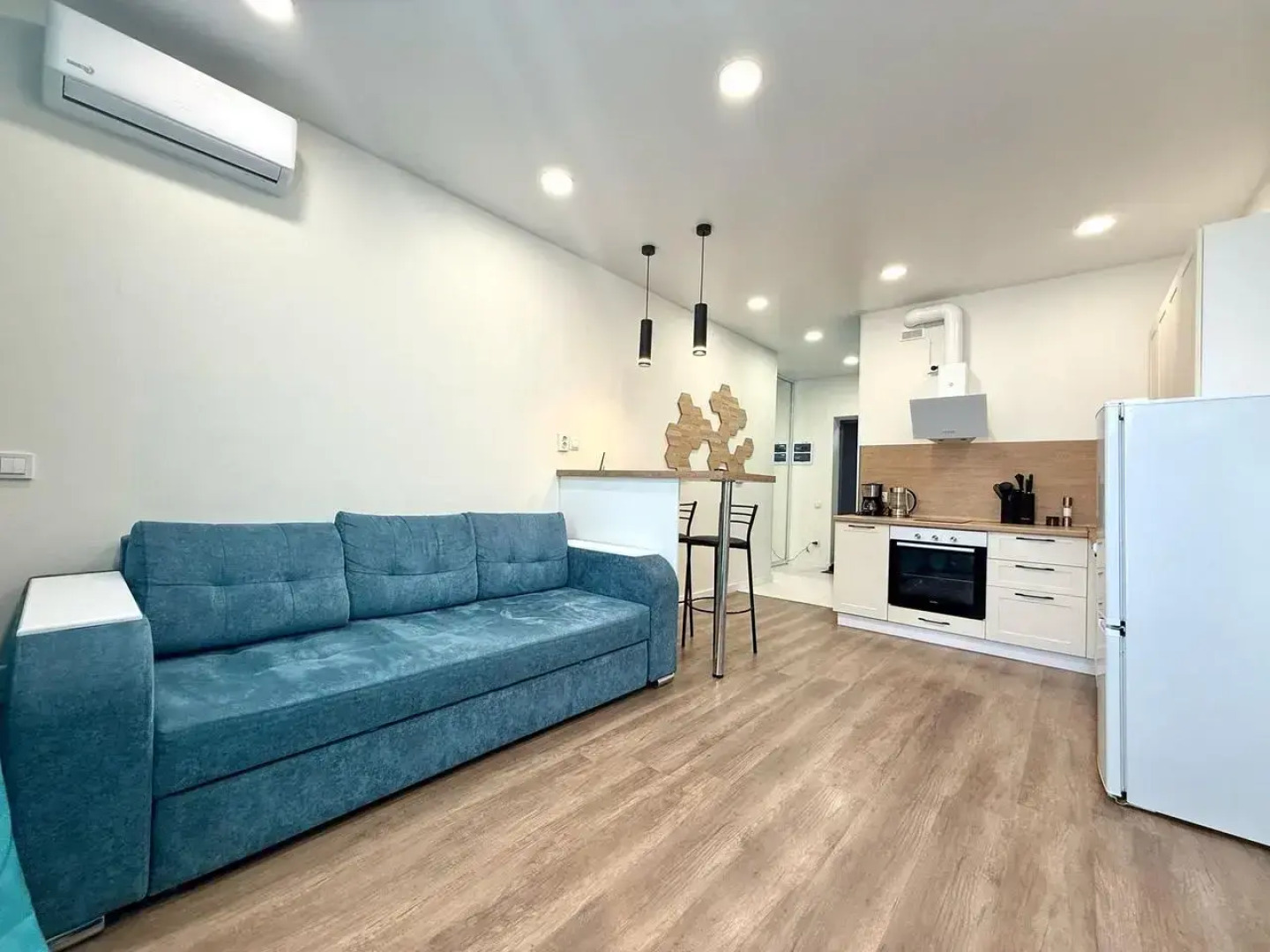 Квартира Прекрасная студия рядом с центром и метро