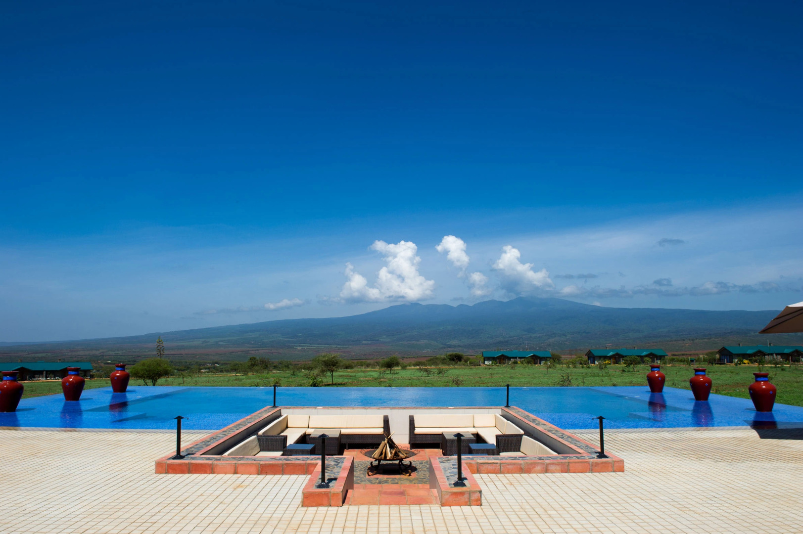 Отель Ngorongoro Oldeani Mountain Lodge