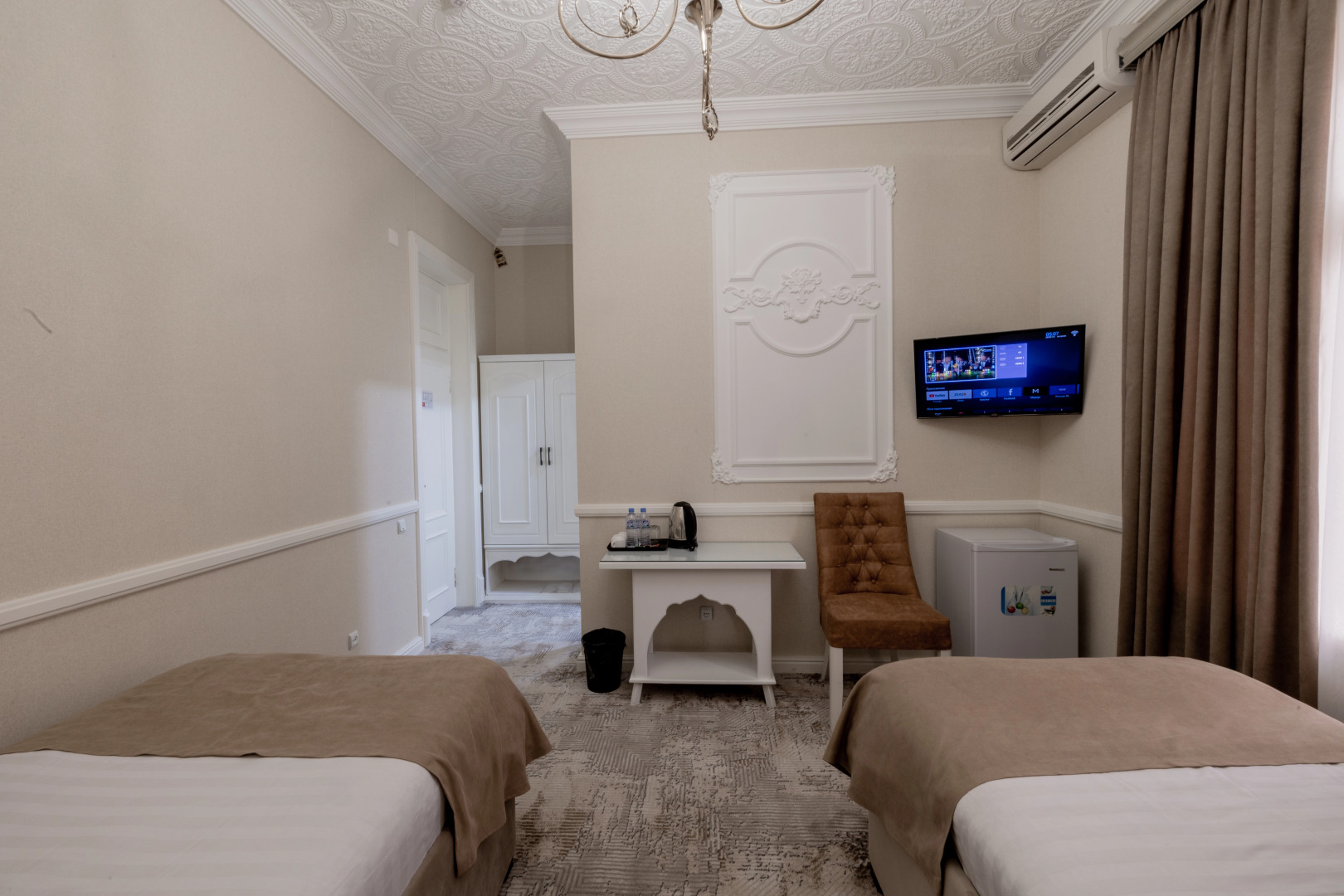 Отель Billuri Sitora