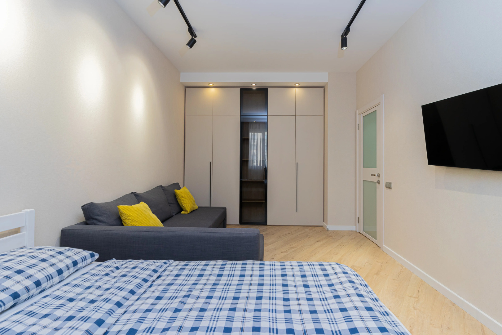 Квартира ЛЮКС Посуточно в ЖК Жигулина Роща