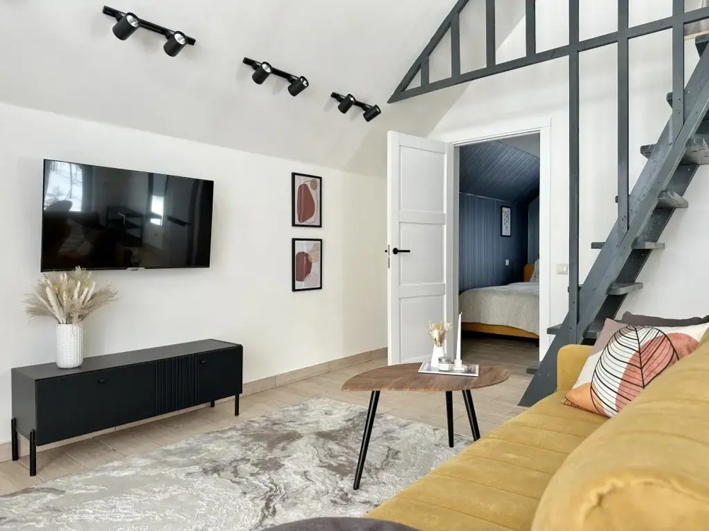 Частный Дом Барнхаус №4 с инфракрасной сауной и горячим Чаном на 6 человек