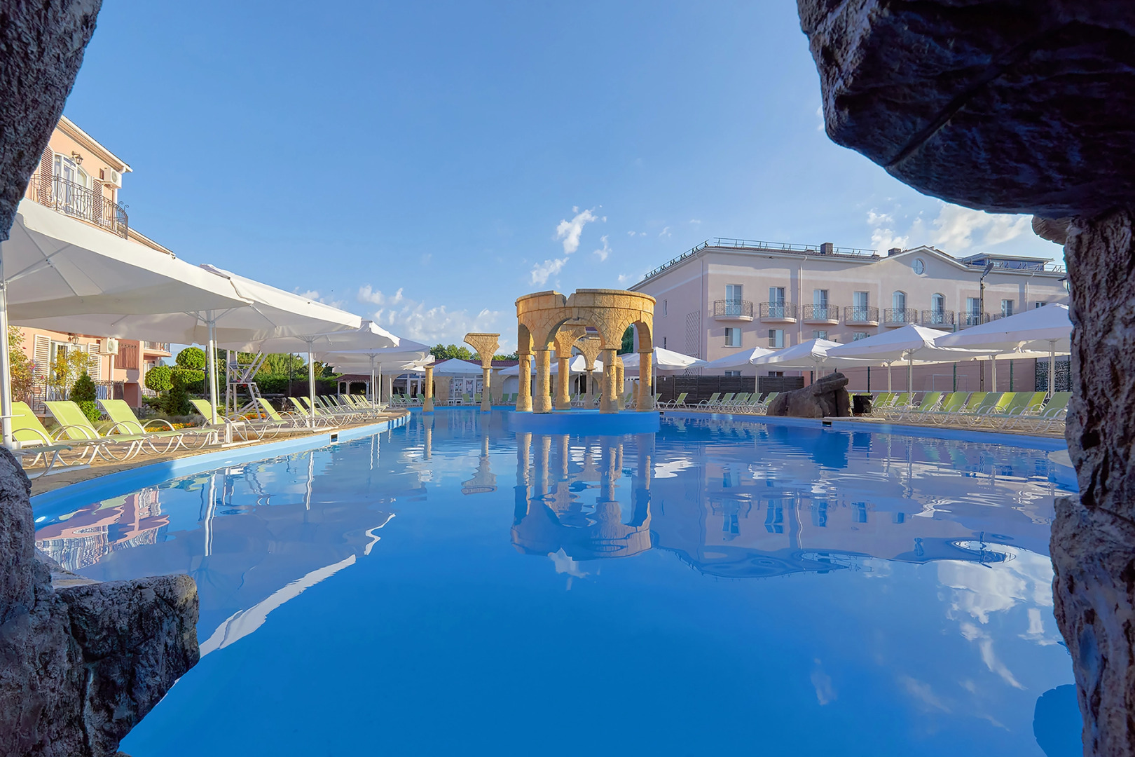 Курортный отель Alean Family Riviera