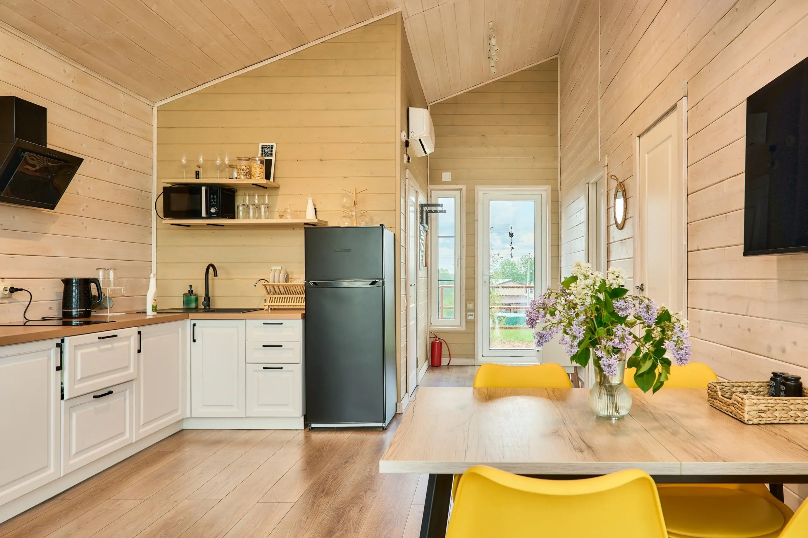 Коттедж Якунино-Дача Дом Белки