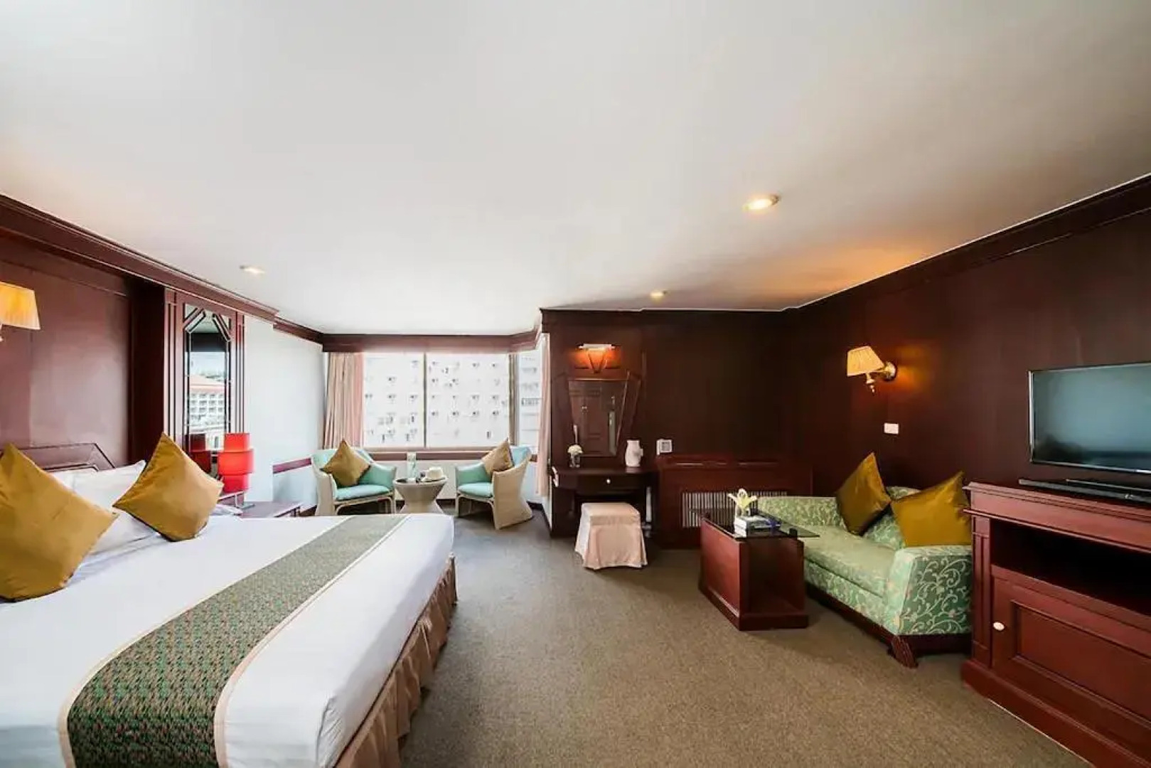 Mountain Beach Resort & Convention Center