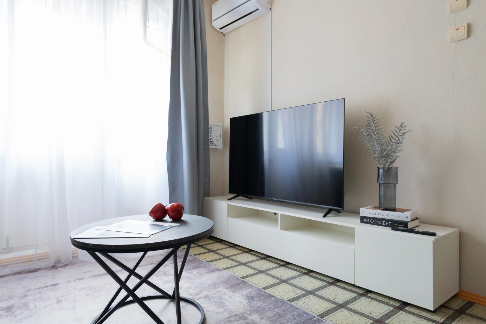 Апартаменты Уютные апартаменты эконом класса в самом центре Тюмени