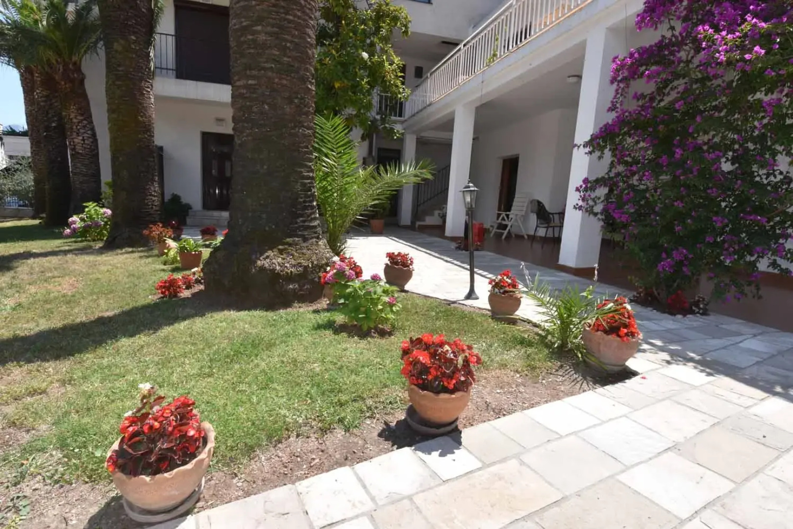 Апартаменты 6 Палми Будва