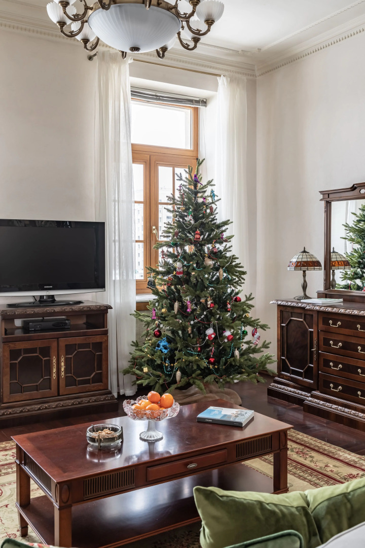 Квартира 4х комнатная  с парковкой возле Кремля