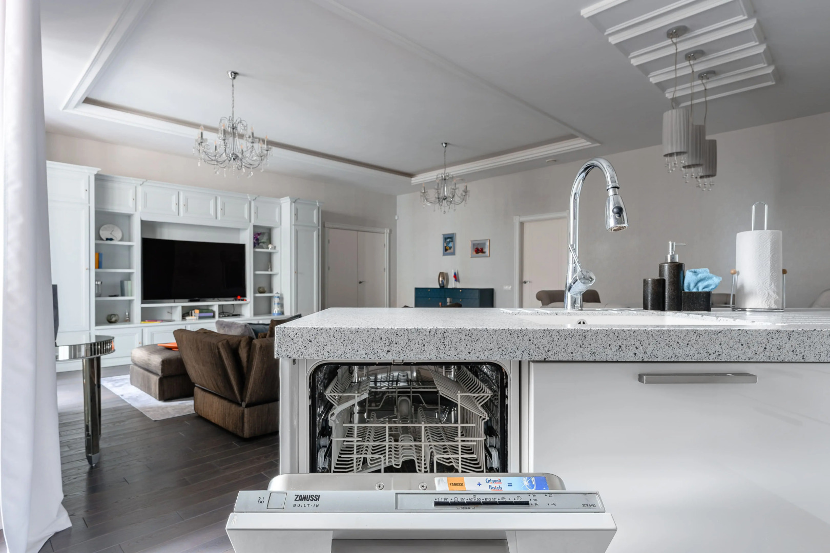 Квартира Moscow Deluxe Apartments Deluxe Krylatskaya