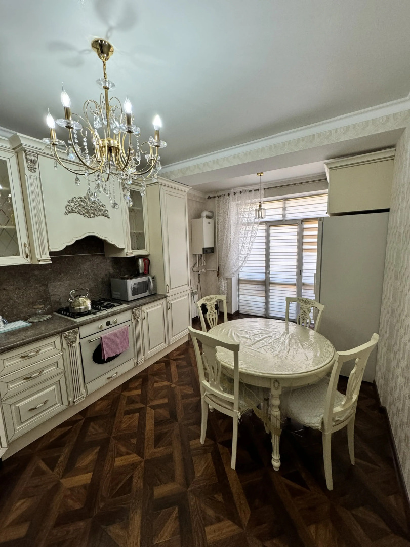 Апартаменты у фонтана