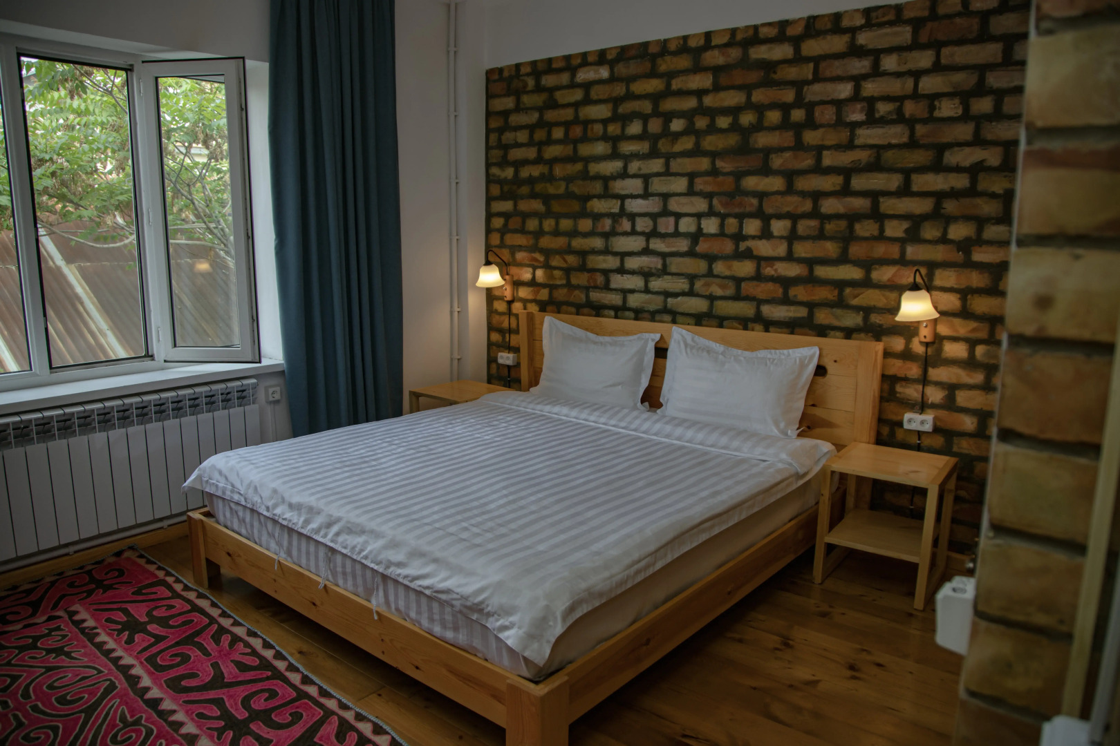 Отель Good Night KG