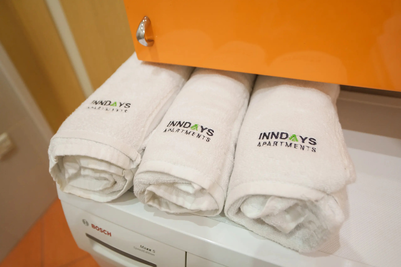 Квартира Inndays Apartments на Староникитская 105б (2)