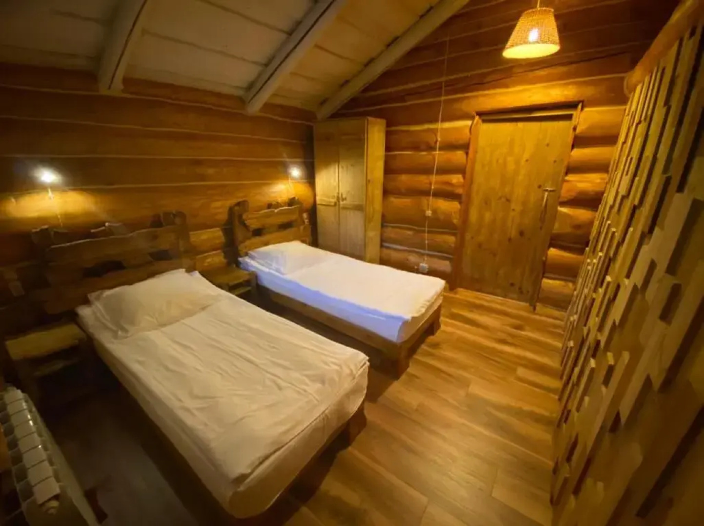 Частный дом Подмосковный Домик с двумя спальнями Люкс