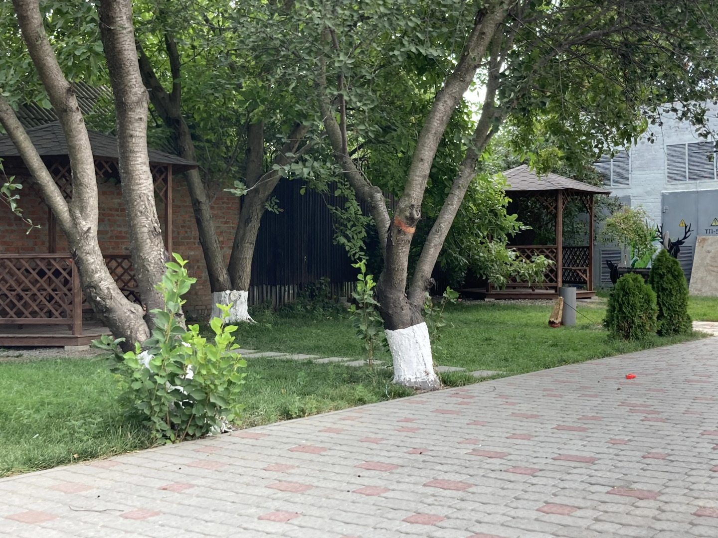 Апартаменты Авторские с сезонным бассейном