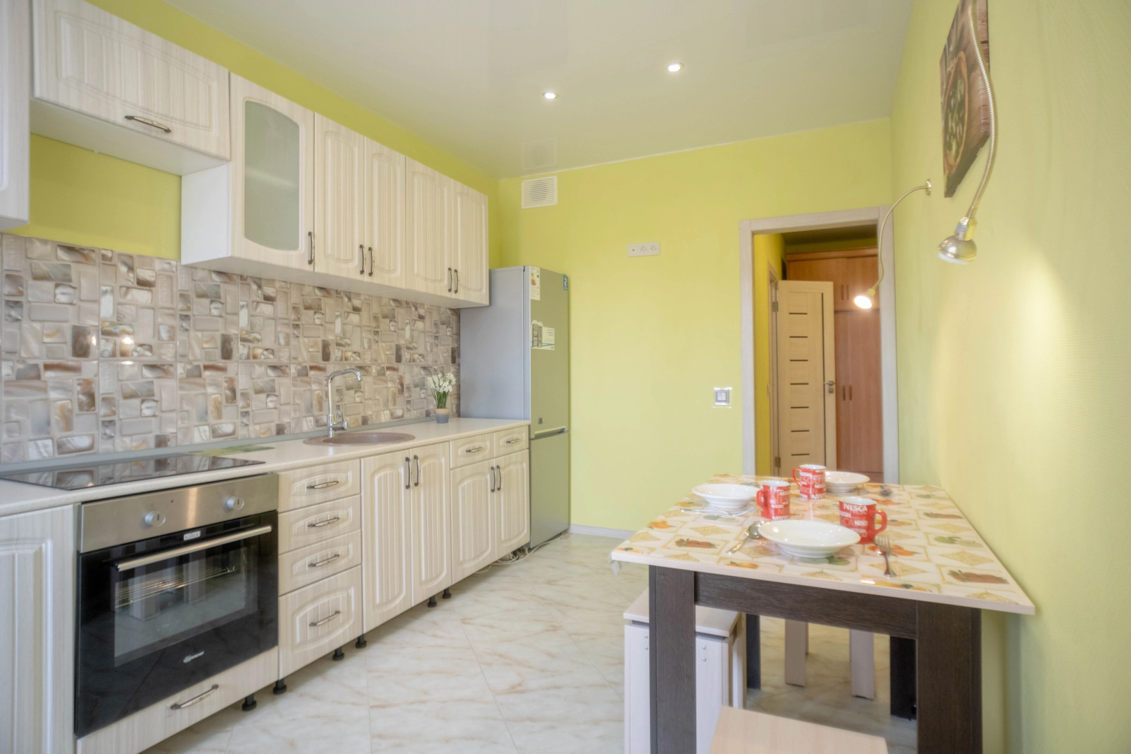 Апартаменты просторная однушка в отличном районе