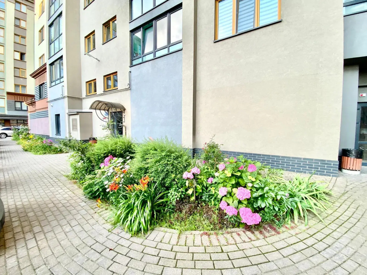 Апартаменты современные близко к центру