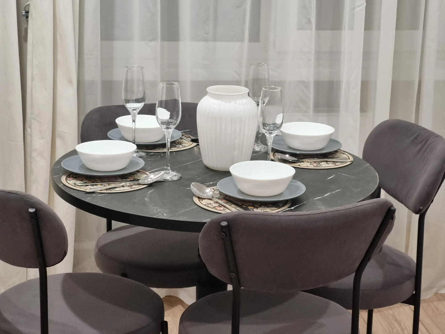 Квартира Стильная двушка в Казани напротив Озера Чуйкова