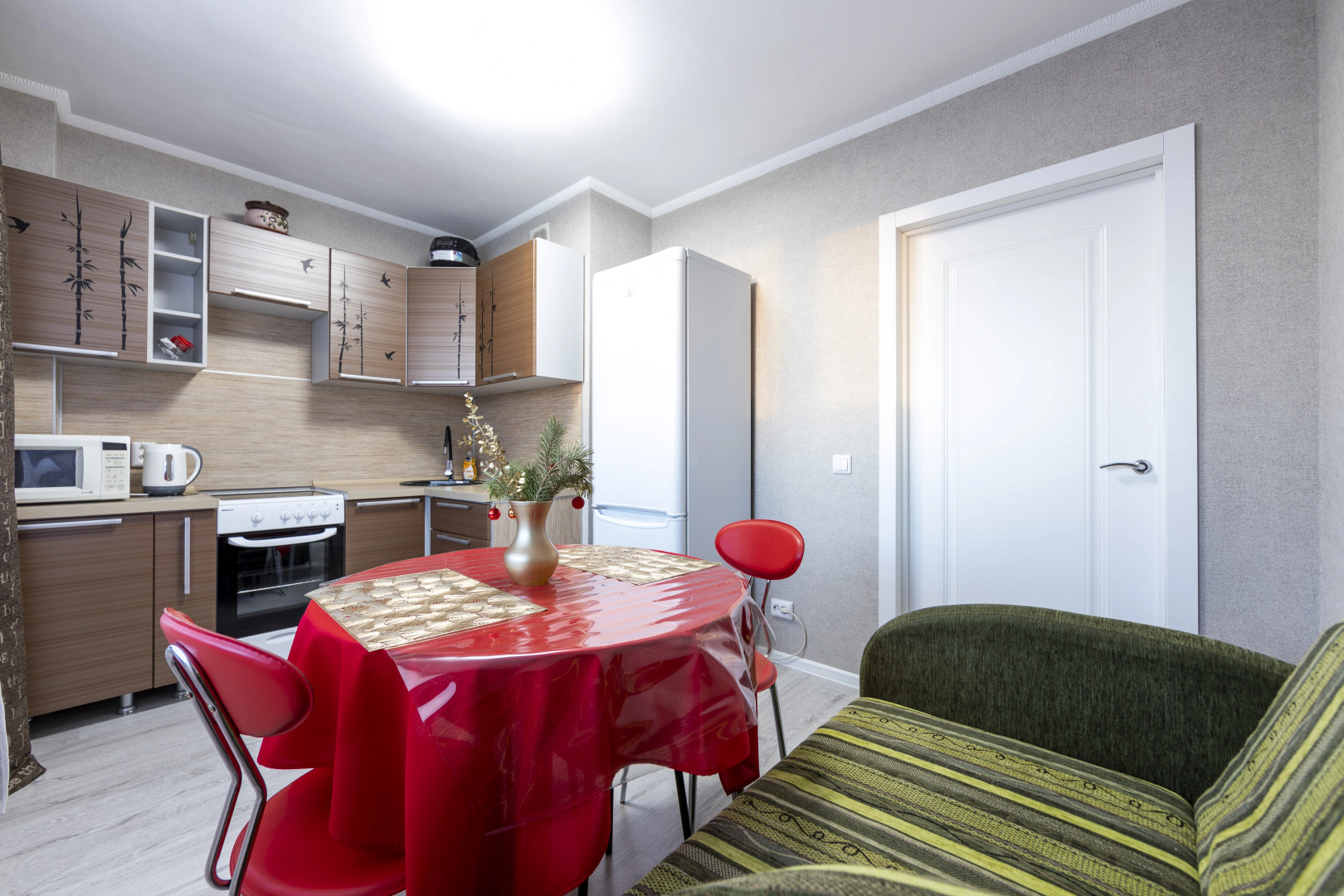 Апартаменты ВыДома на Энергетиков у Областной Больницы