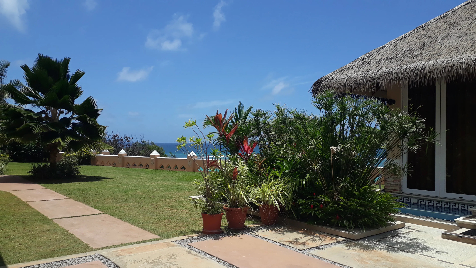 Апартаменты Au Fond De Mer View