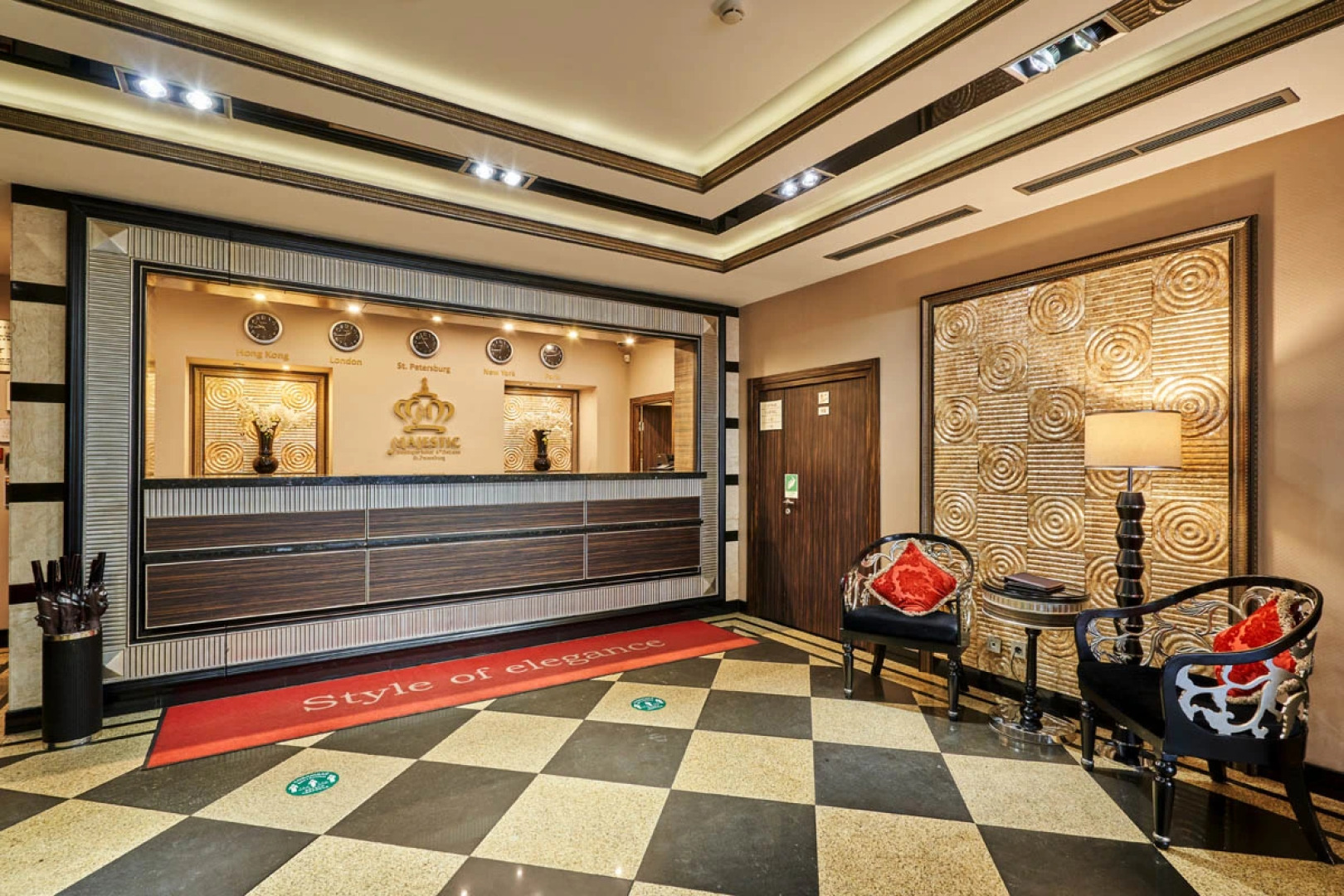 Маджестик Бутик Отель Делюкс