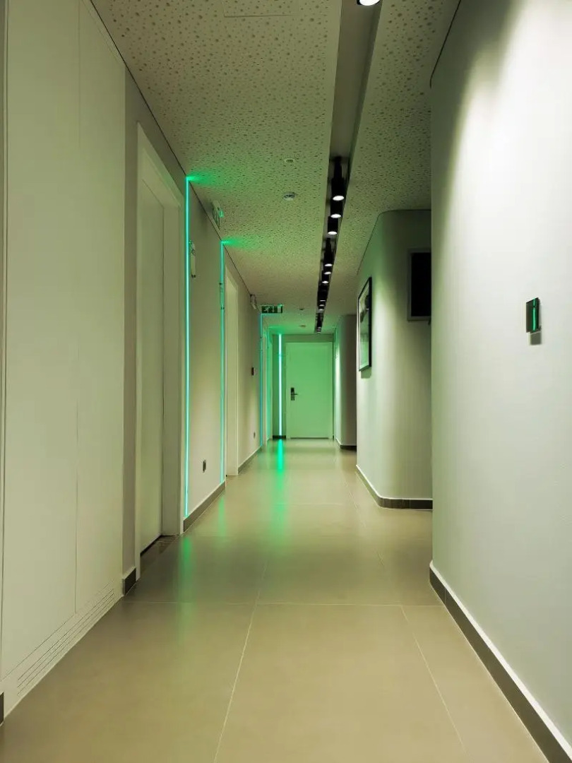 Отель Metro Hotel Tirana