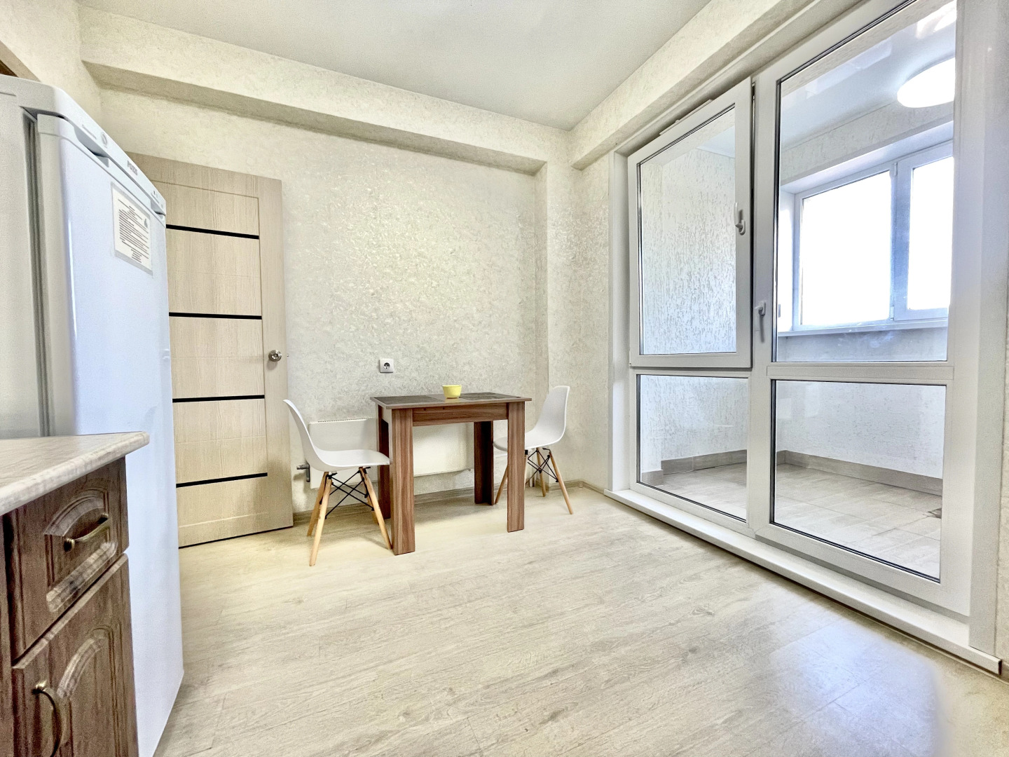 Большая однокомнатная квартира сети "PanApartments" на центральной улице города