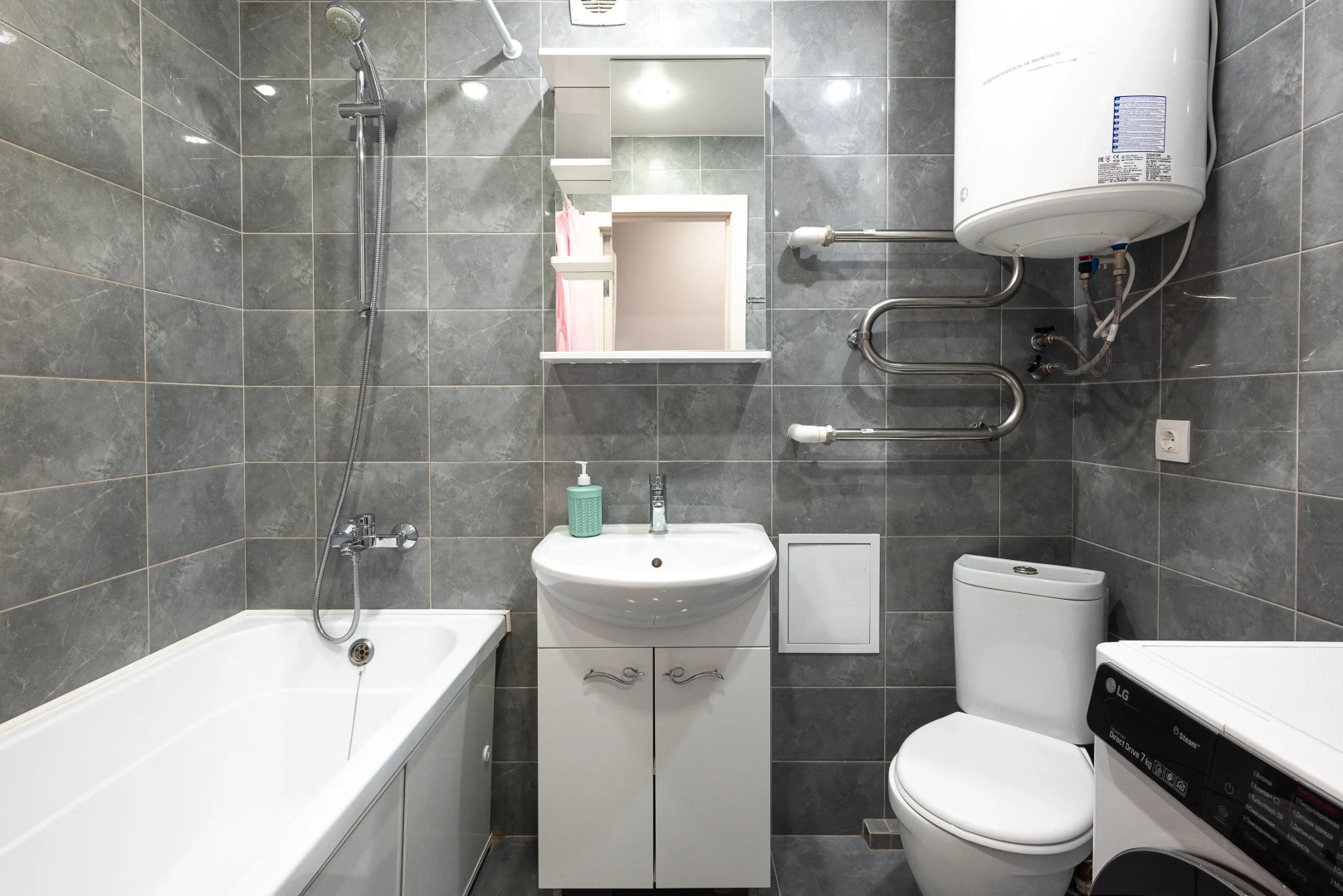 Апартаменты  рядом с Театром им.Камала