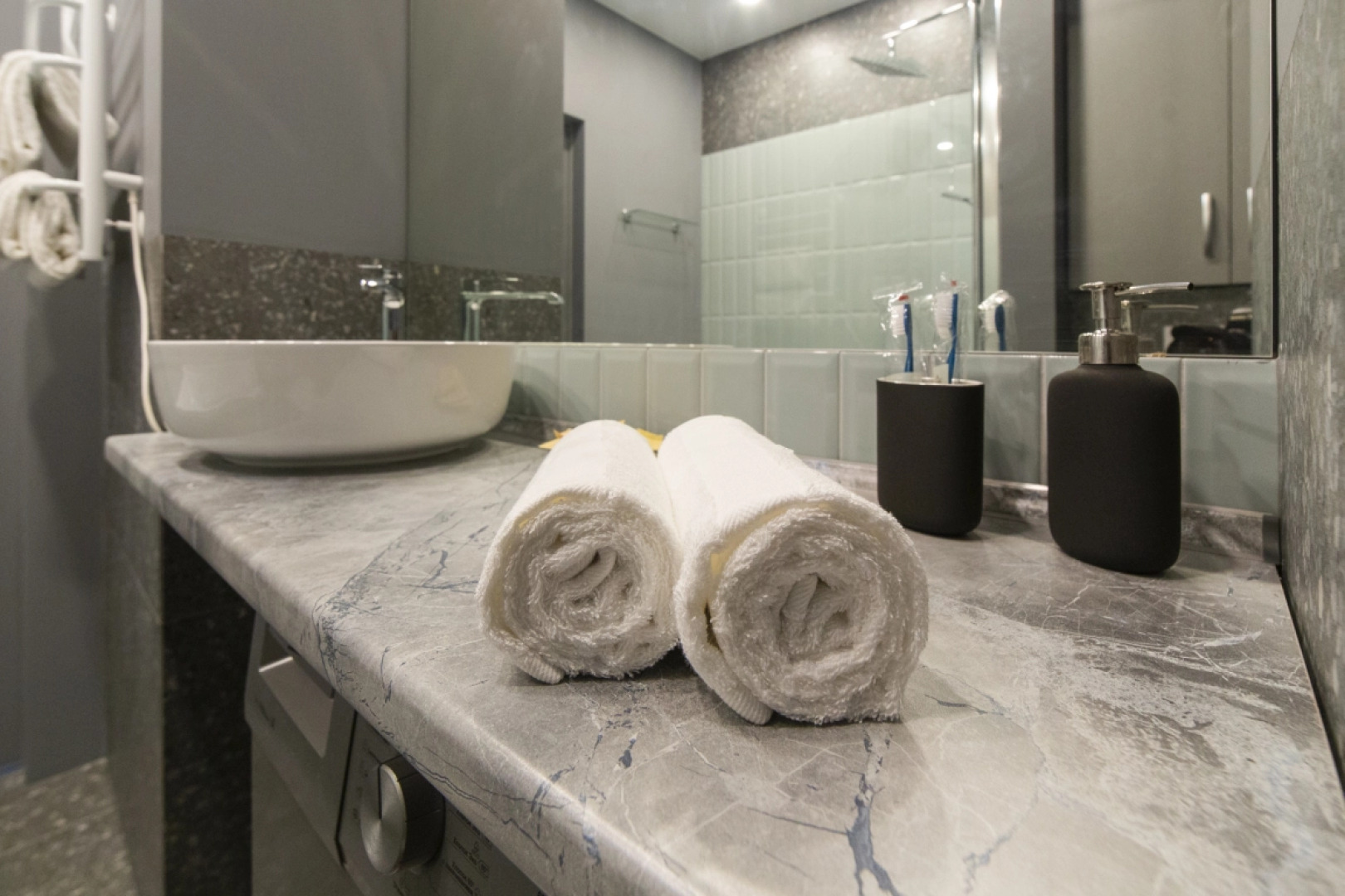 Апартаменты с видом на город и ванной