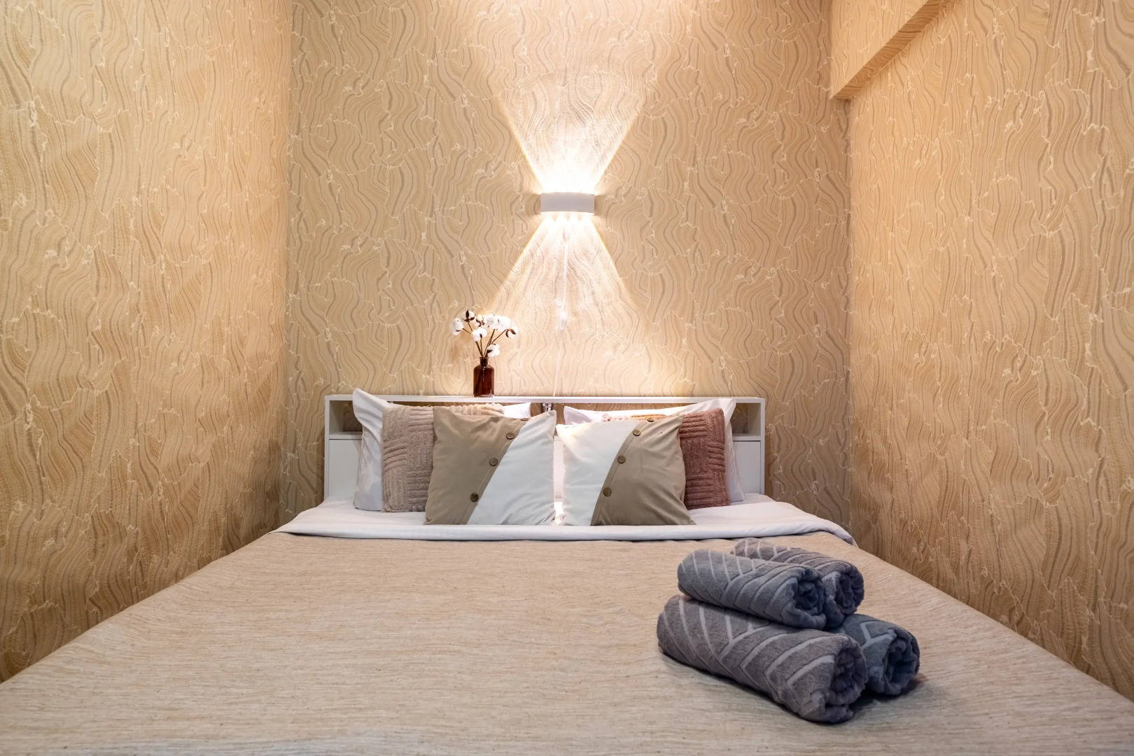 Квартира Просторная двухкомнатная на Каховской