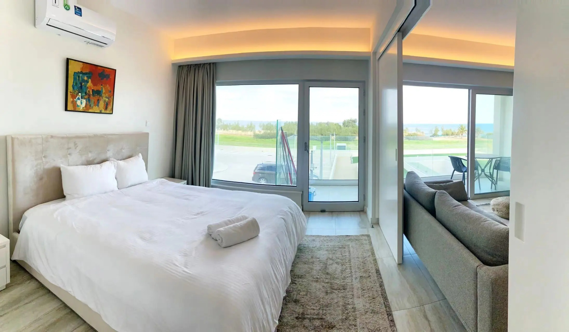 Апартаменты Emerald Suites
