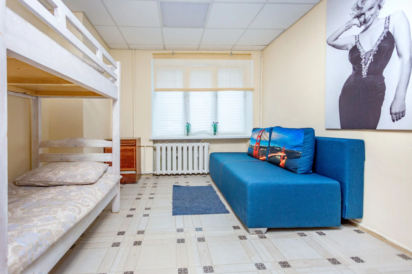 Хостел МОНРО