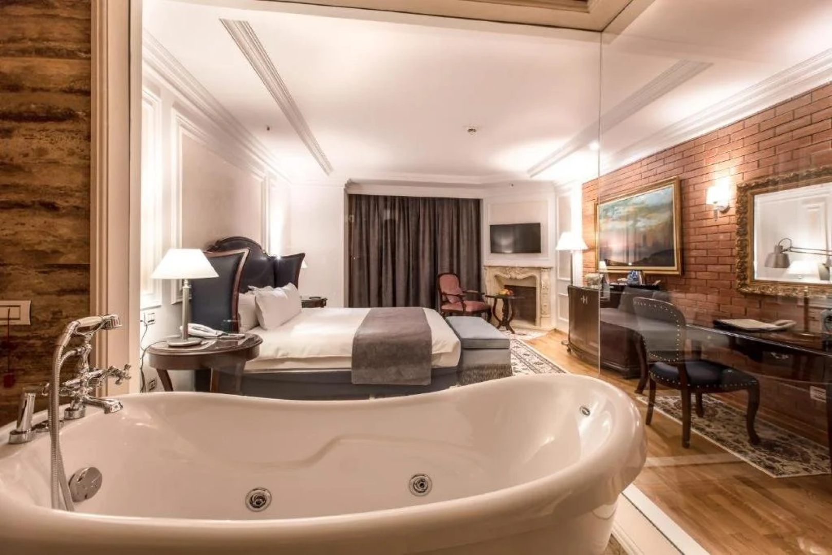 Отель Xheko Imperial