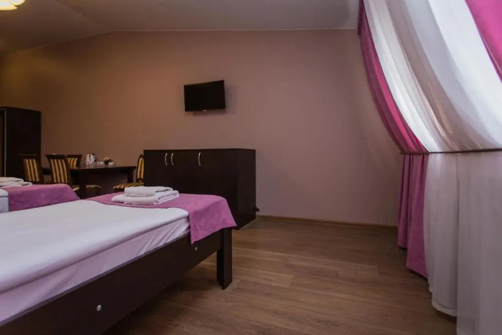 Отель Цветной 5