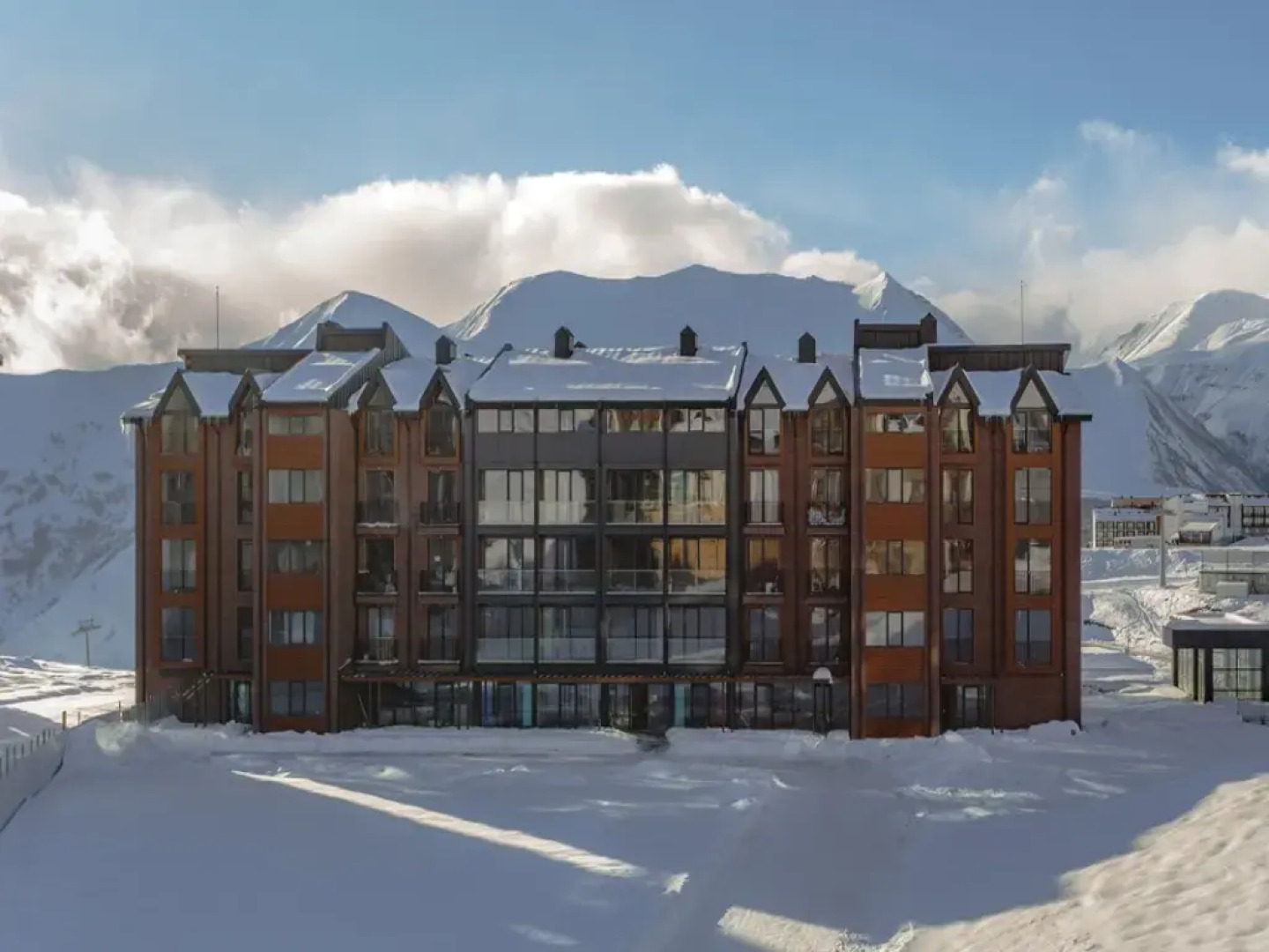 Апарт-отель Gudauri Ski Resort - Alpic Apartments