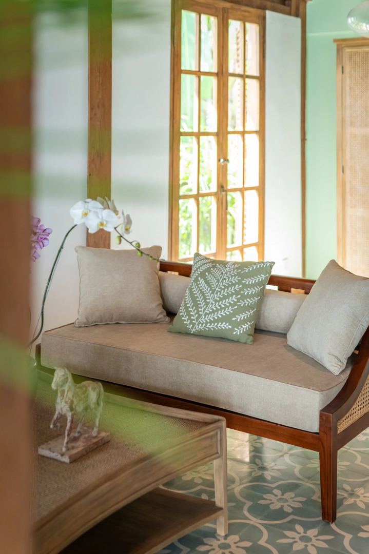 Курортный отель Resort Umah  Lusa